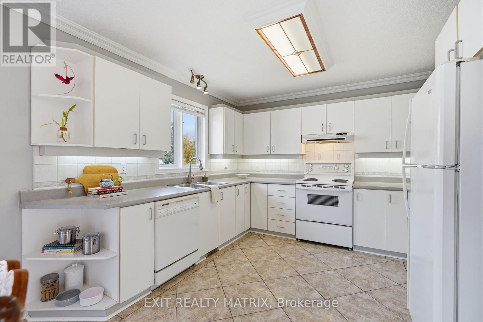 2 Maheu Street Property Photo 13