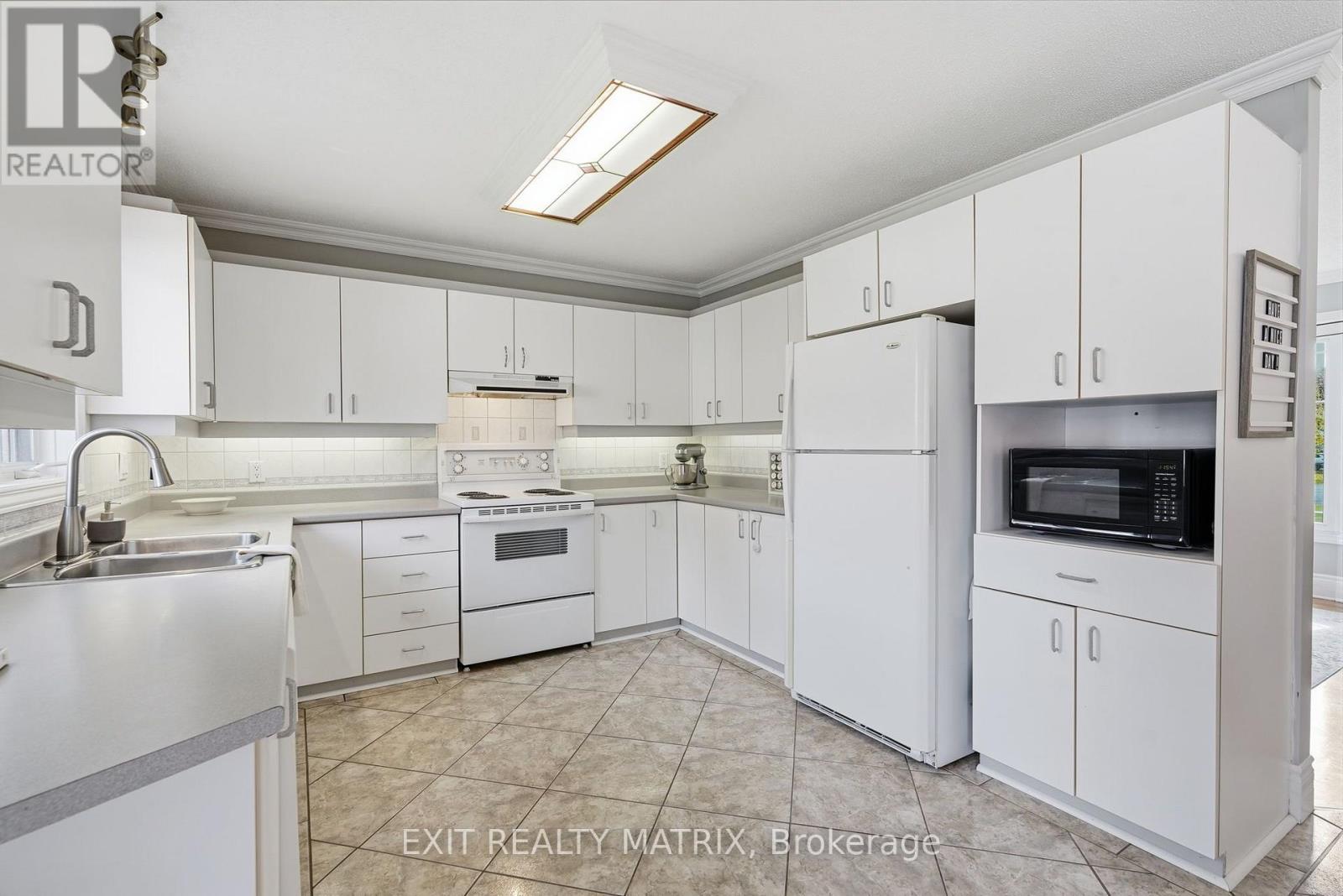 2 Maheu Street Property Photo 14