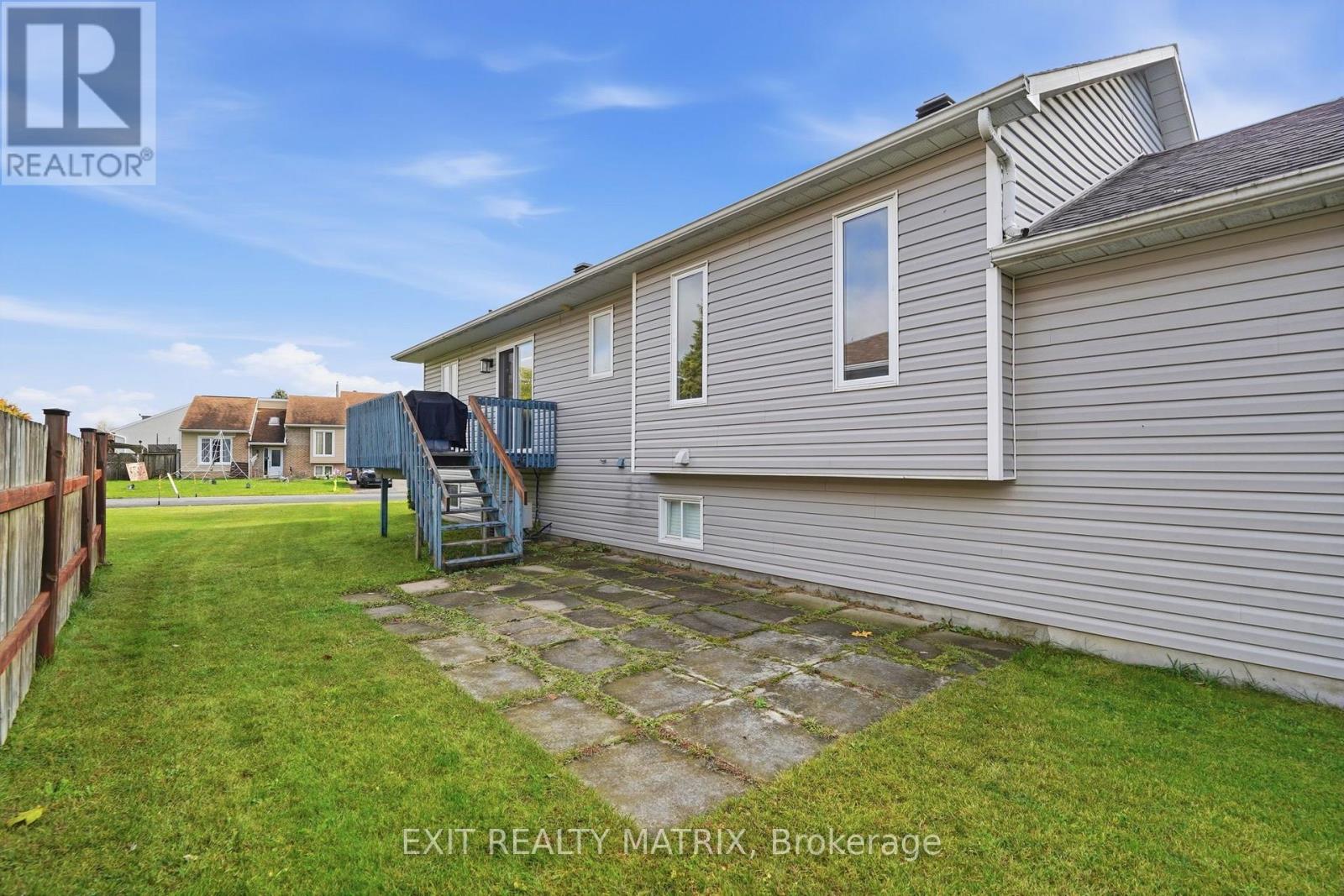 2 Maheu Street Property Photo 34
