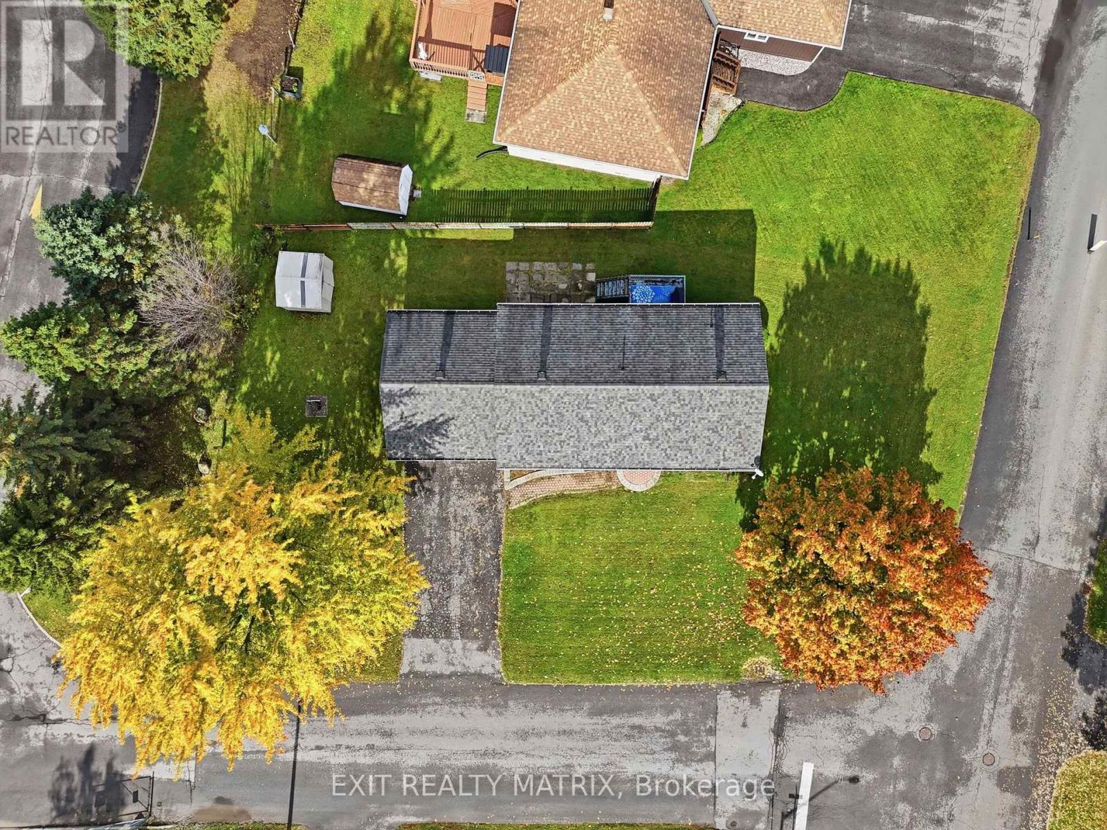 2 Maheu Street Property Photo 39