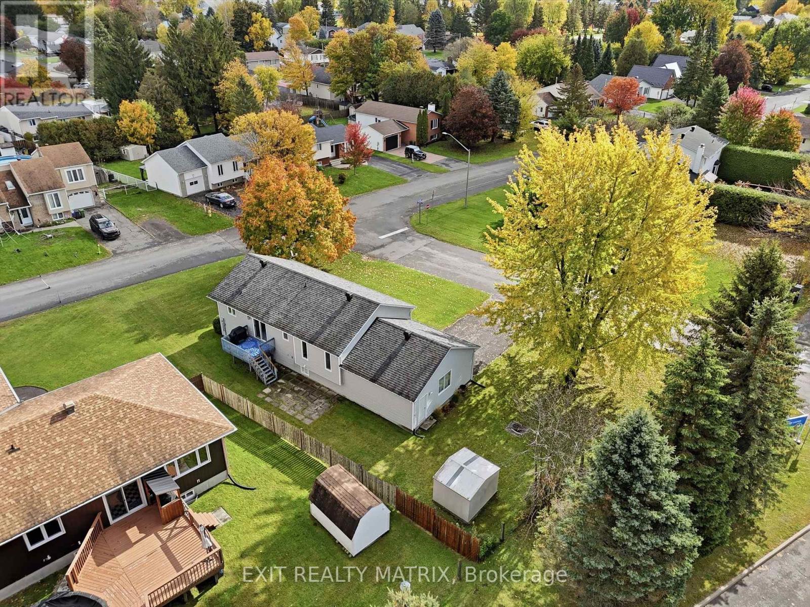 2 Maheu Street Property Photo 40