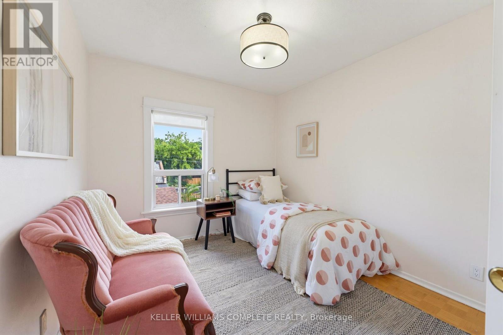 23 Nightingale Street Property Photo 15