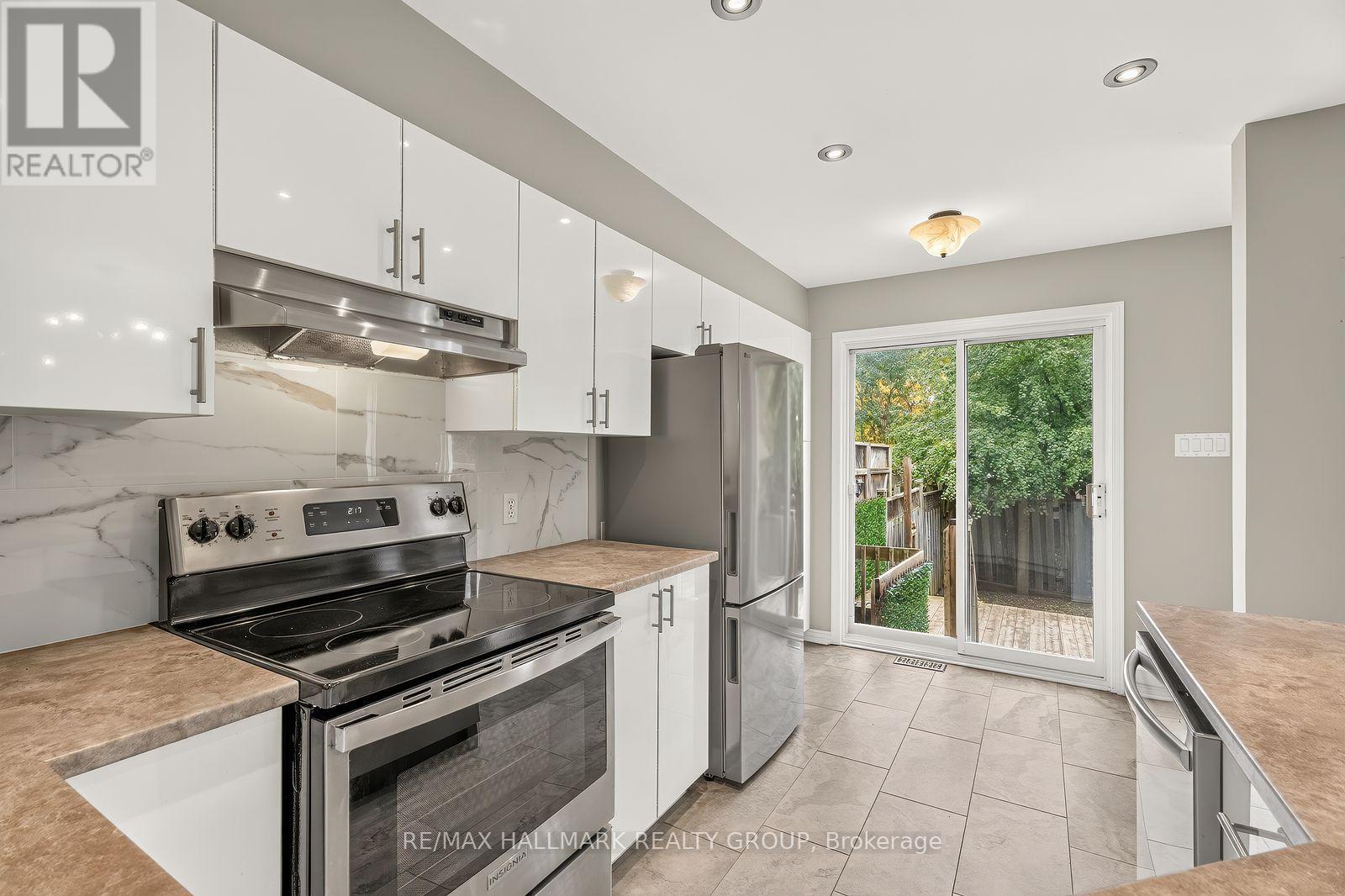 3702 Rivergate Way Property Photo 11