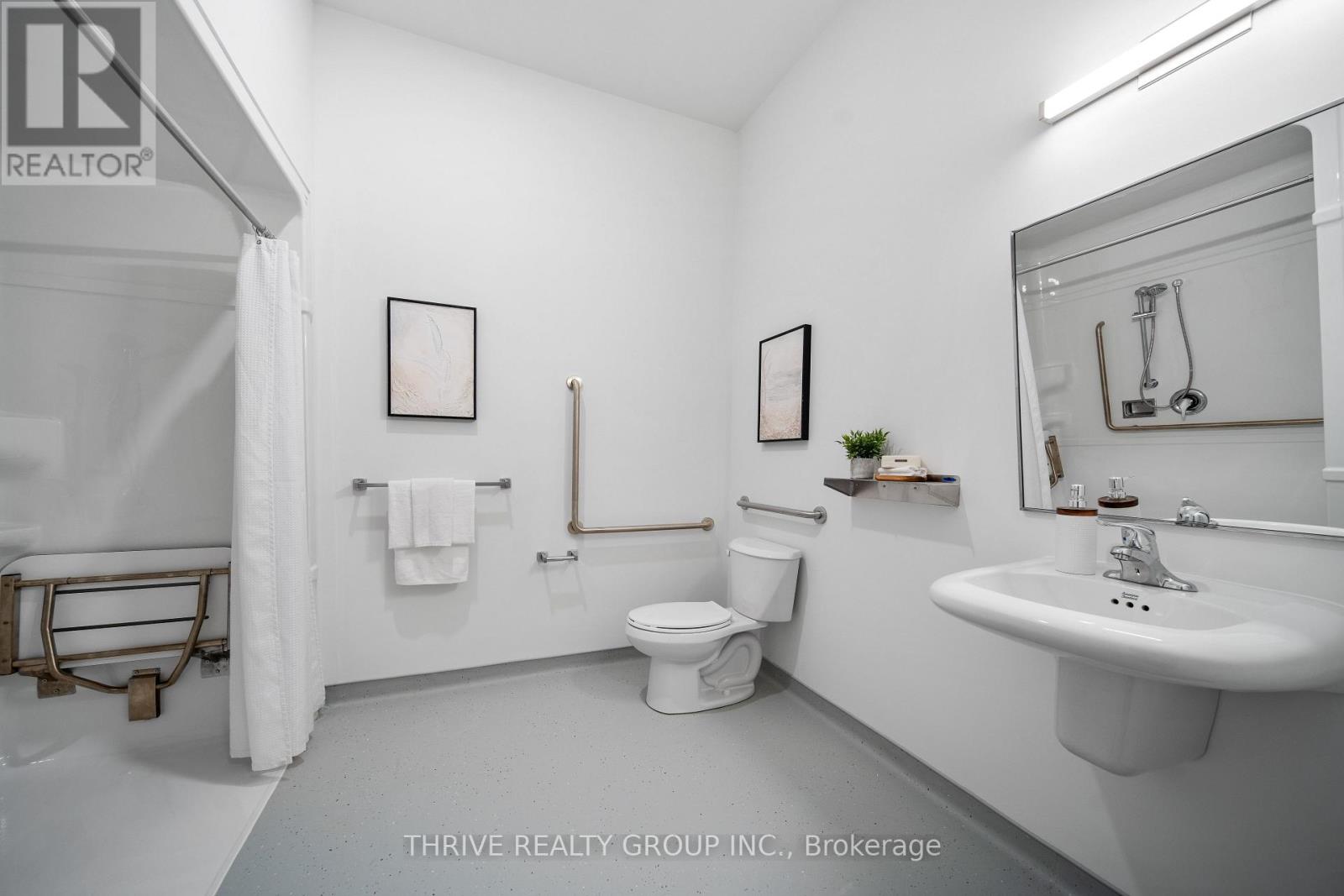 112 - 373 Hill Street Property Photo 25