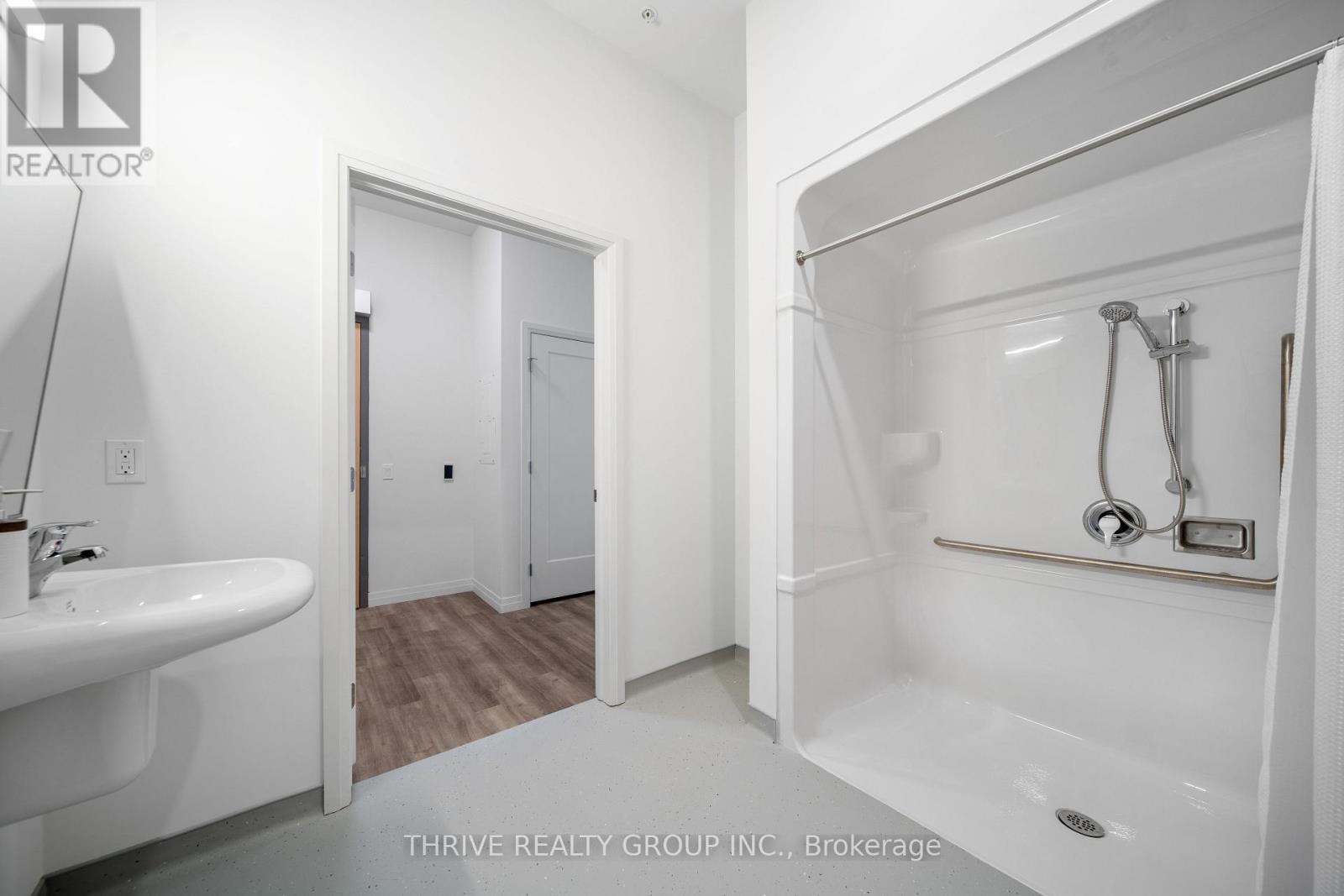 112 - 373 Hill Street Property Photo 27