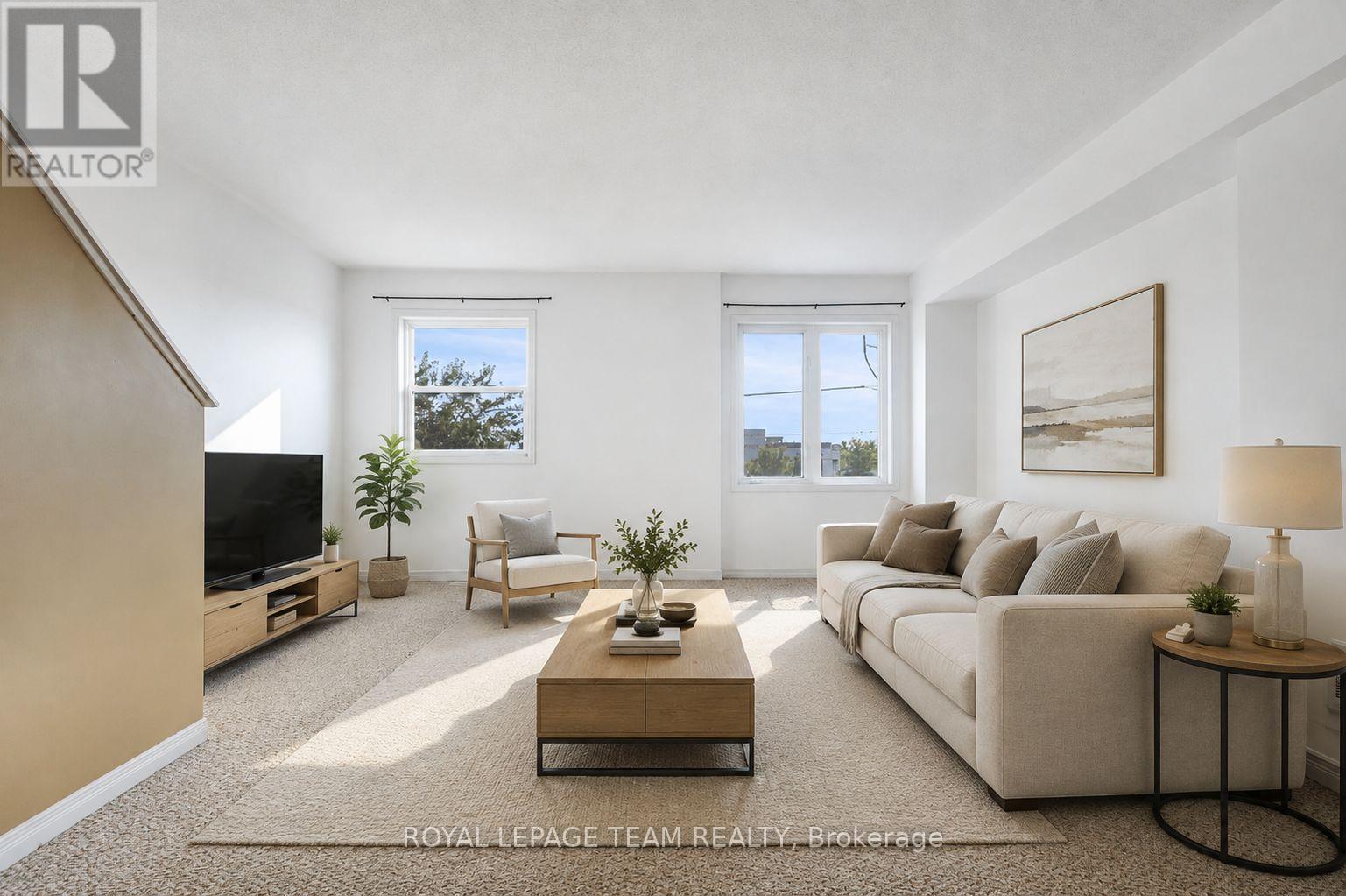 566 Simran Private Property Photo 8