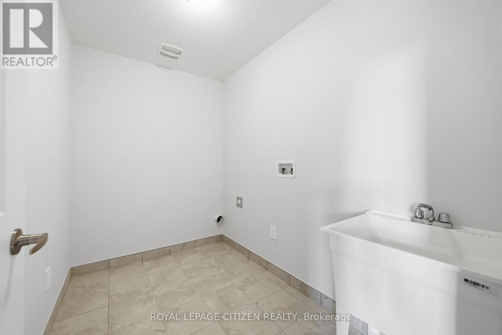 145 St Joseph Road Property Photo 45