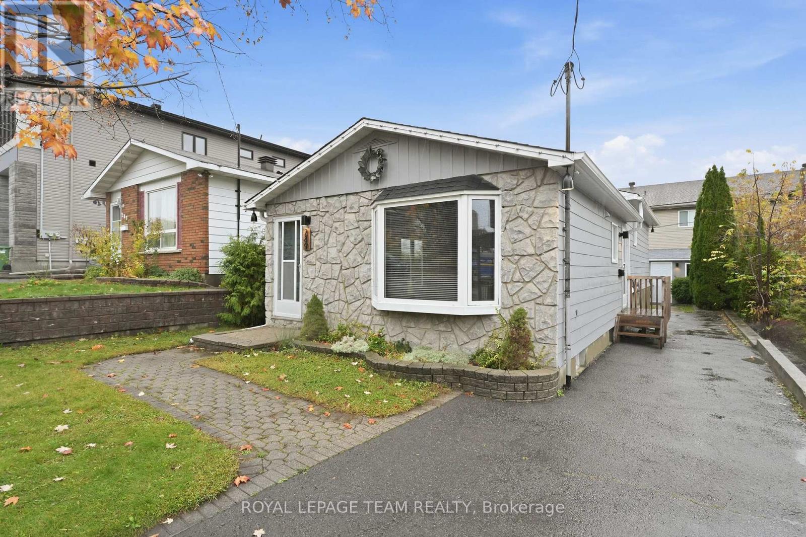 289 Montfort Street Property Photo 2