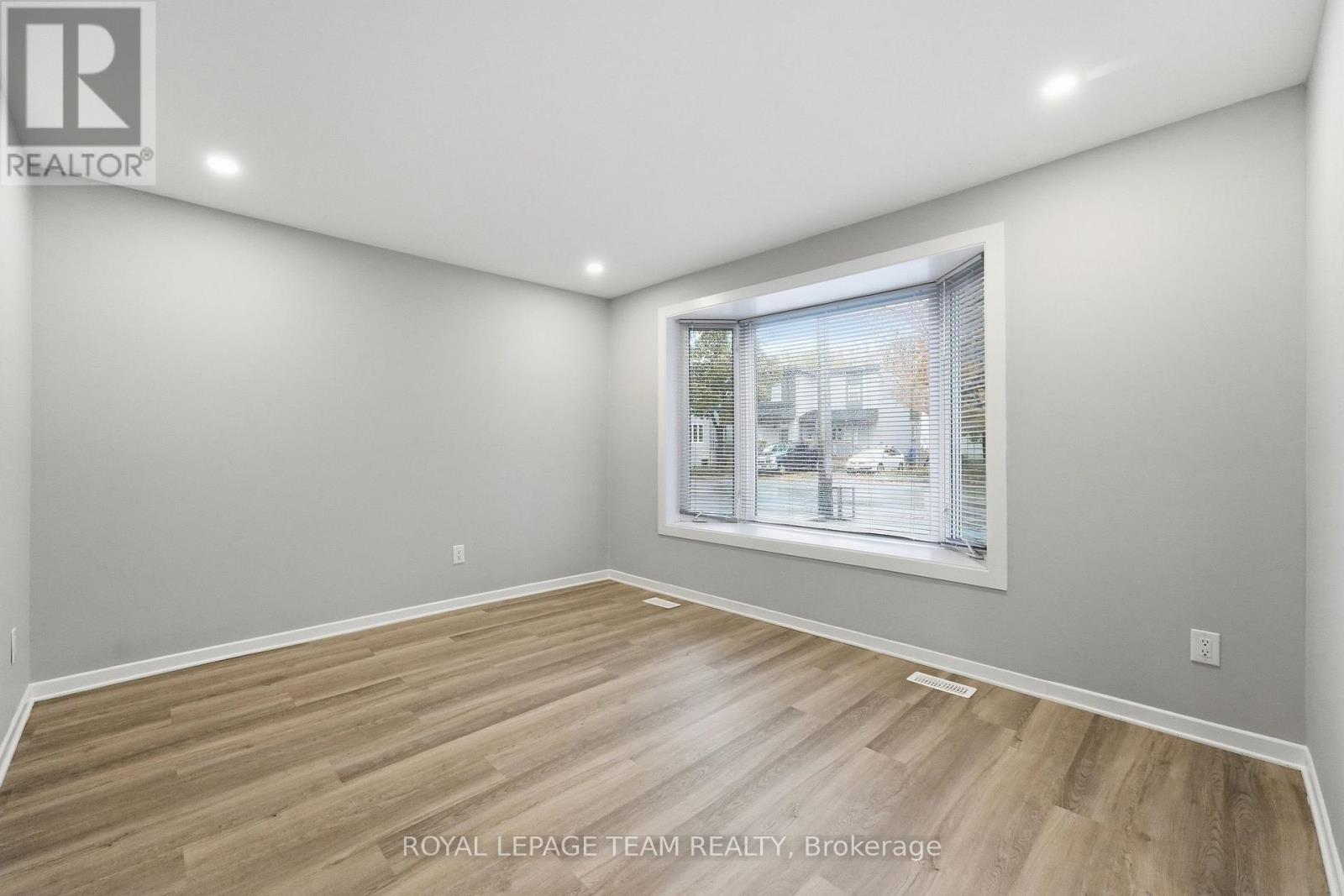 289 Montfort Street Property Photo 6