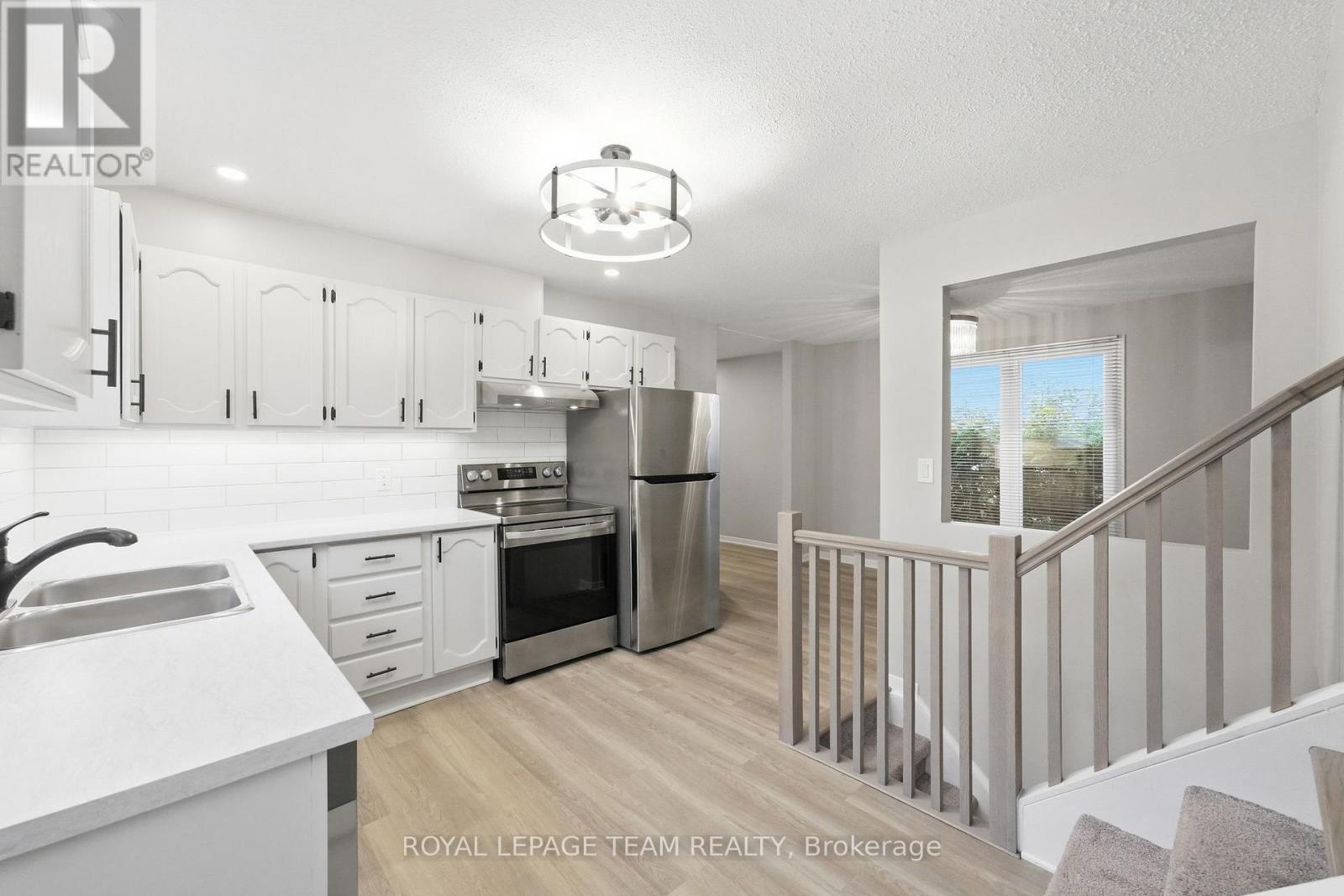 289 Montfort Street Property Photo 15