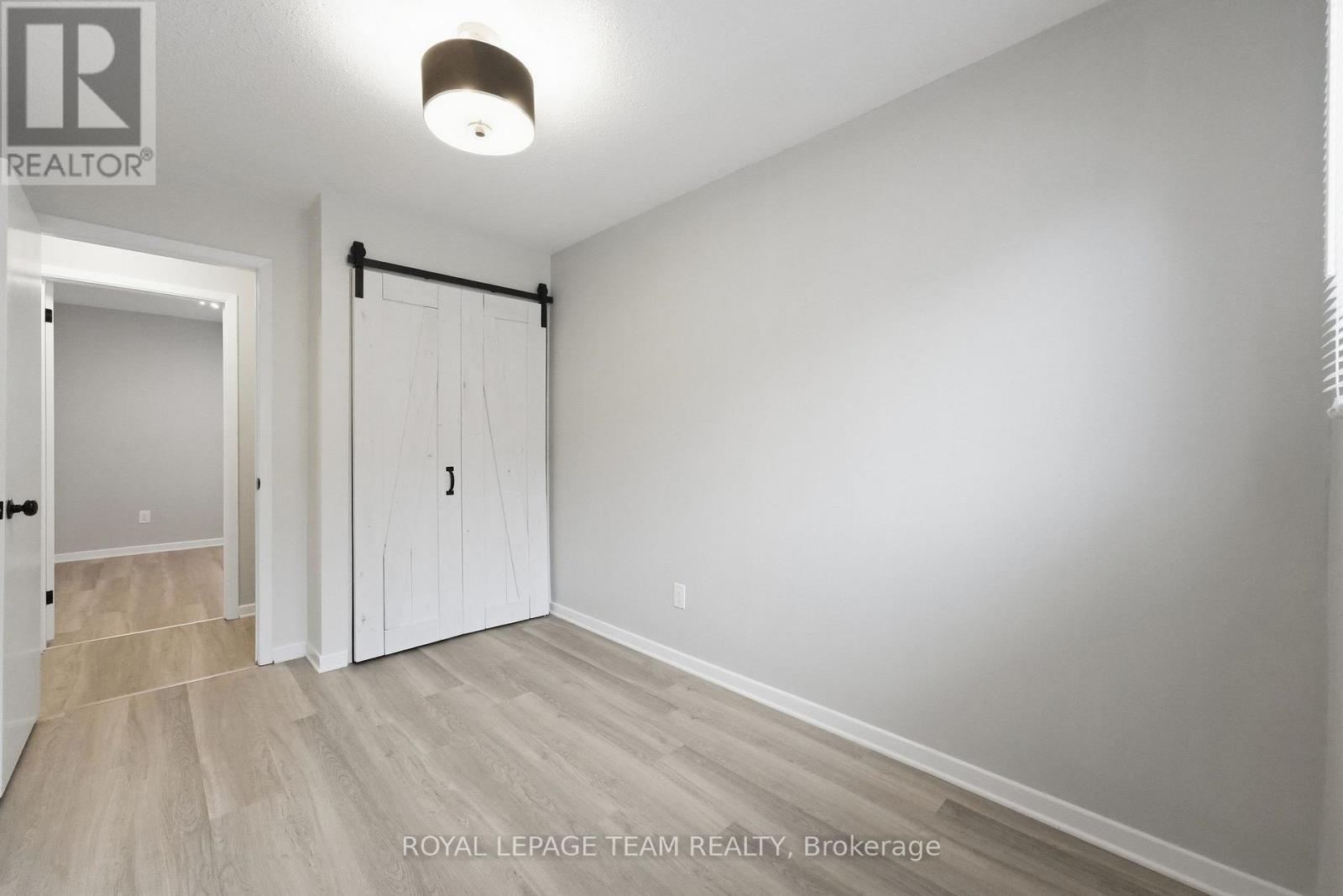289 Montfort Street Property Photo 24