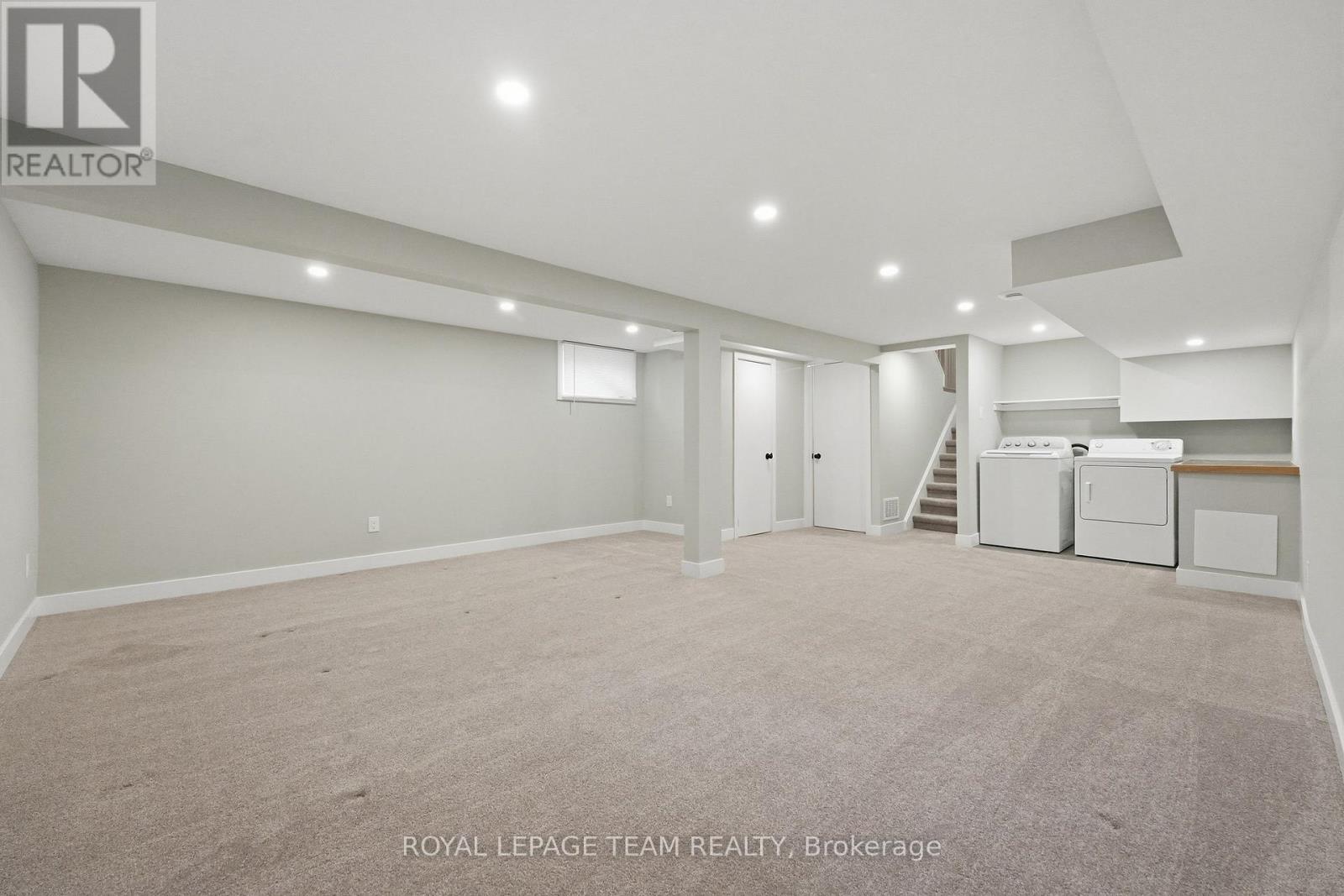 289 Montfort Street Property Photo 29