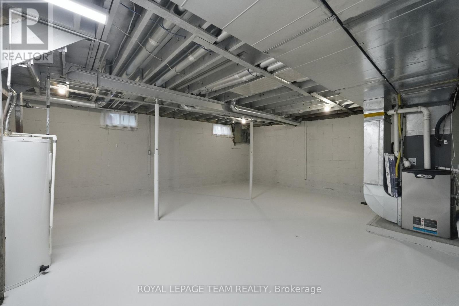 289 Montfort Street Property Photo 35