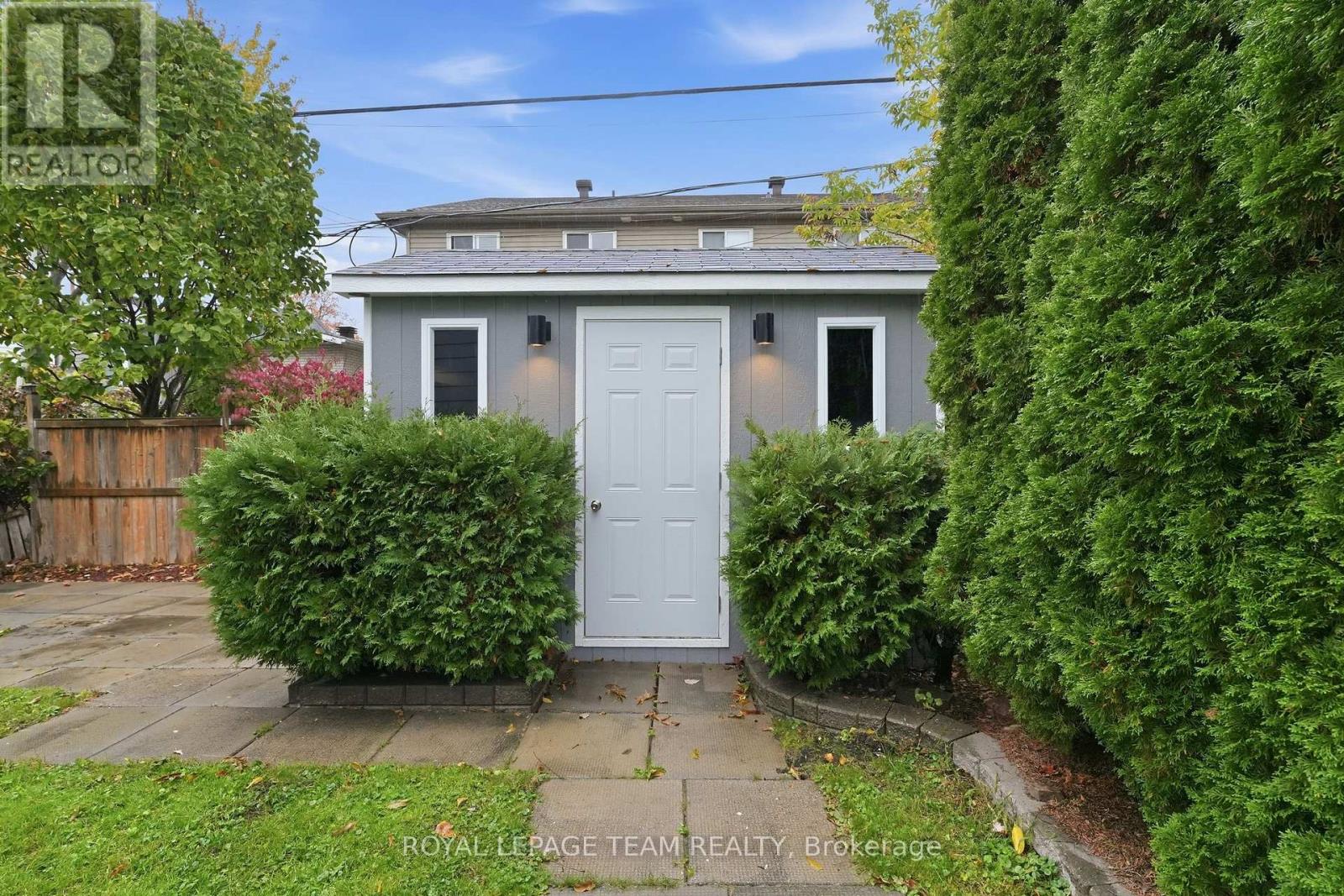 289 Montfort Street Property Photo 37