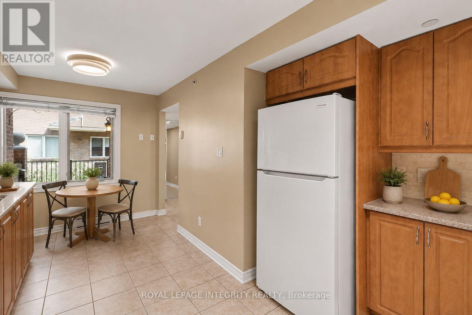 26 - 403 Stratas Circuit Property Photo 9