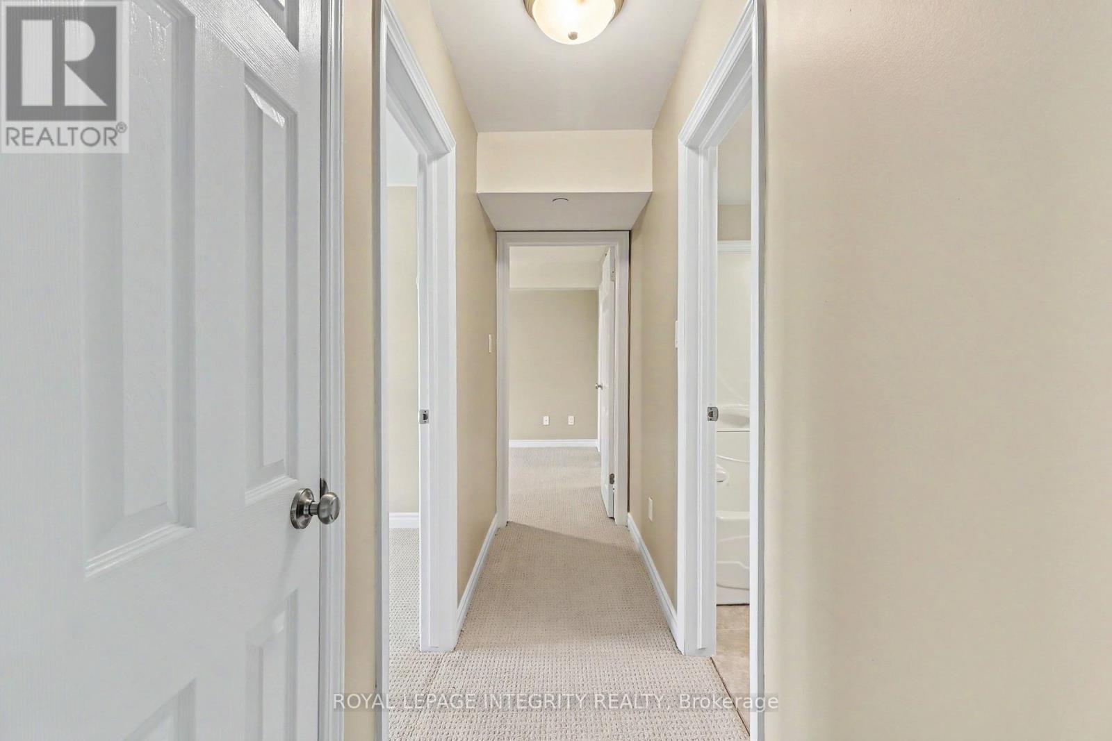 26 - 403 Stratas Circuit Property Photo 16
