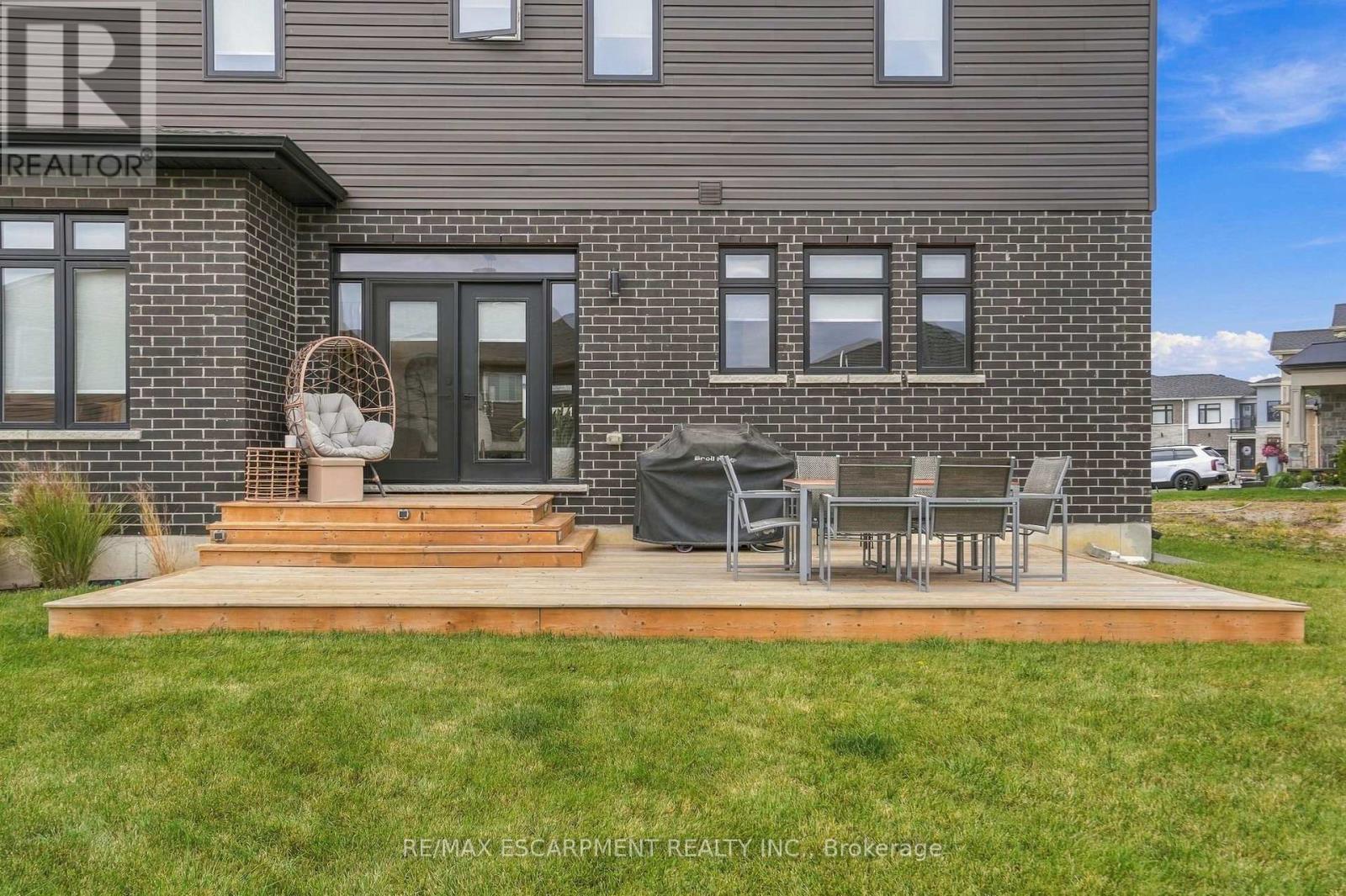 15 Saint Anthony Place Property Photo 42
