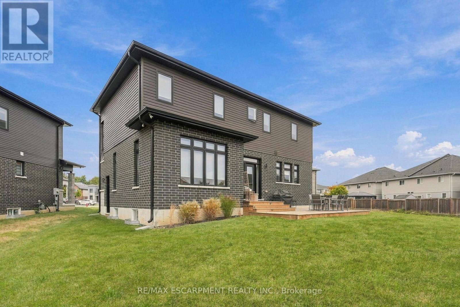 15 Saint Anthony Place Property Photo 45