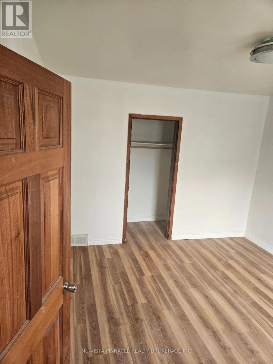 744 Little Grey Street Property Photo 5