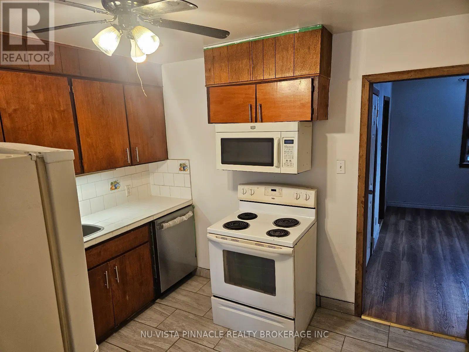 744 Little Grey Street Property Photo 8
