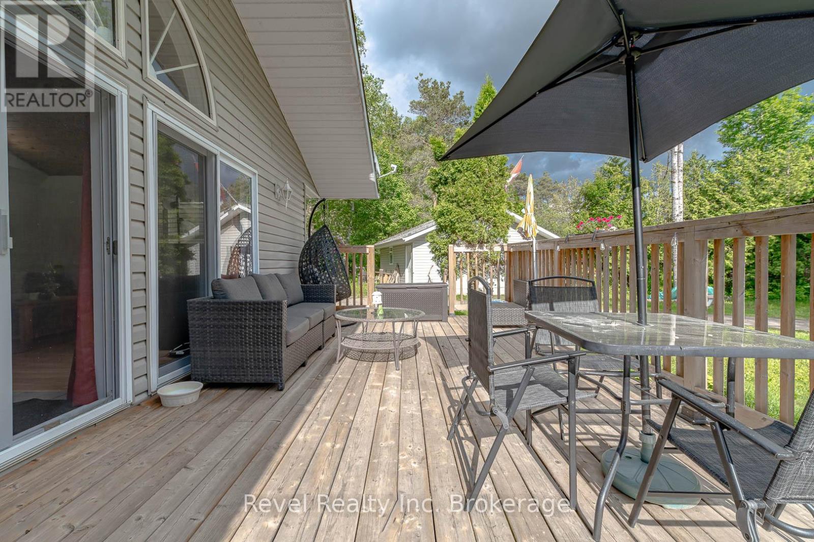 36 Tebby Boulevard Property Photo 7