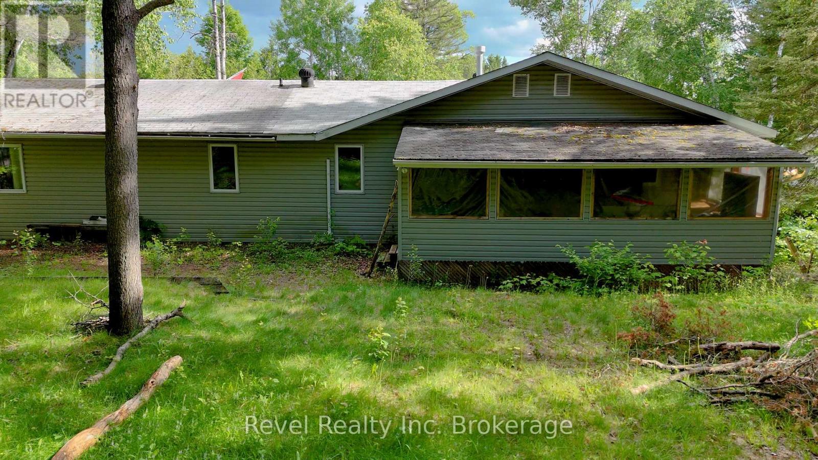 36 Tebby Boulevard Property Photo 43