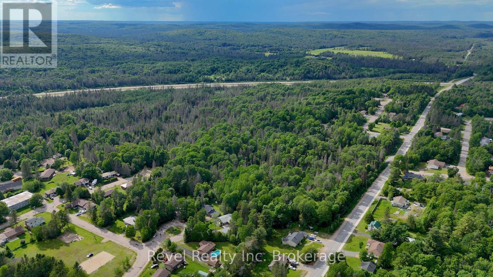 36 Tebby Boulevard Property Photo 47
