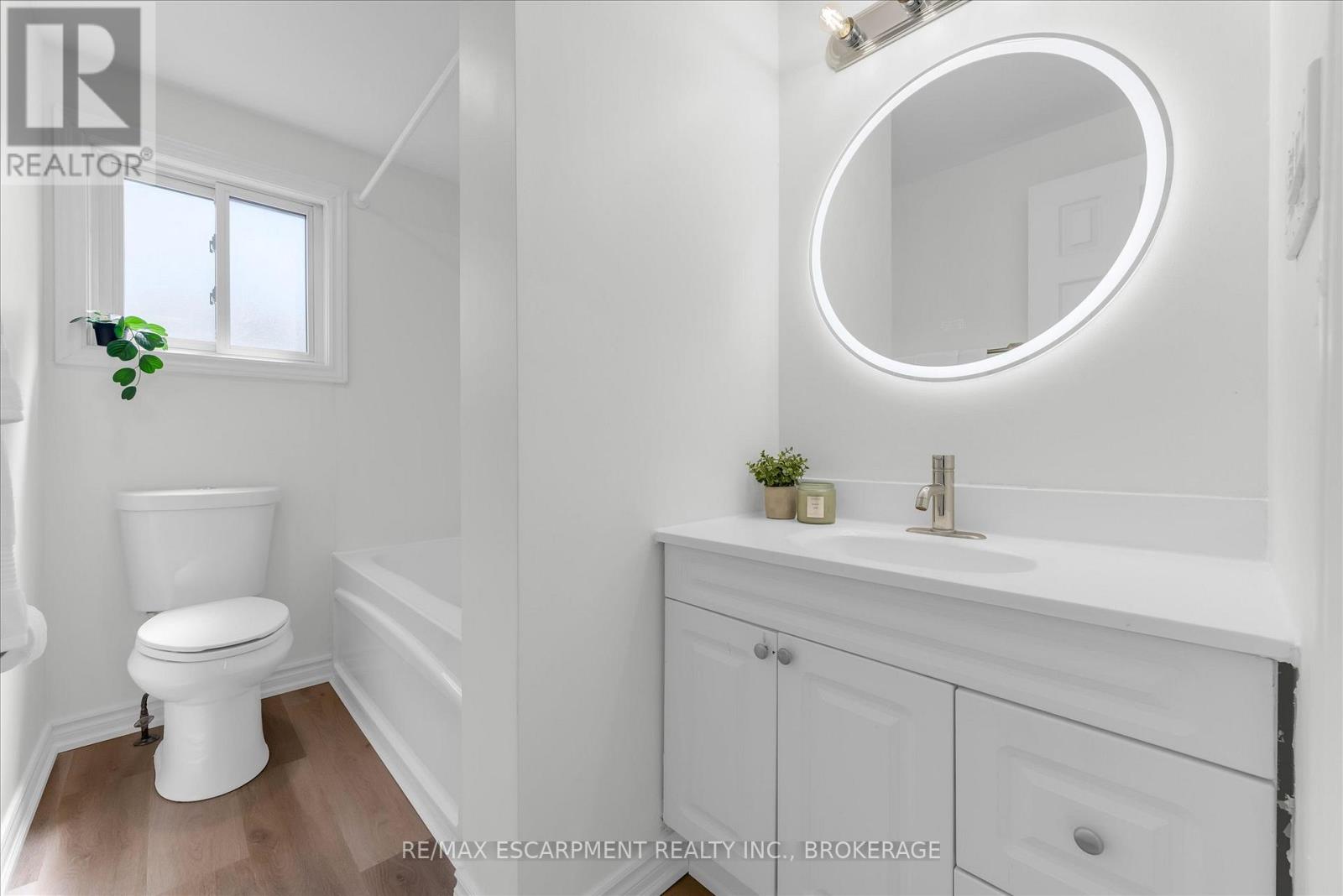 49 Grove Avenue Property Photo 19