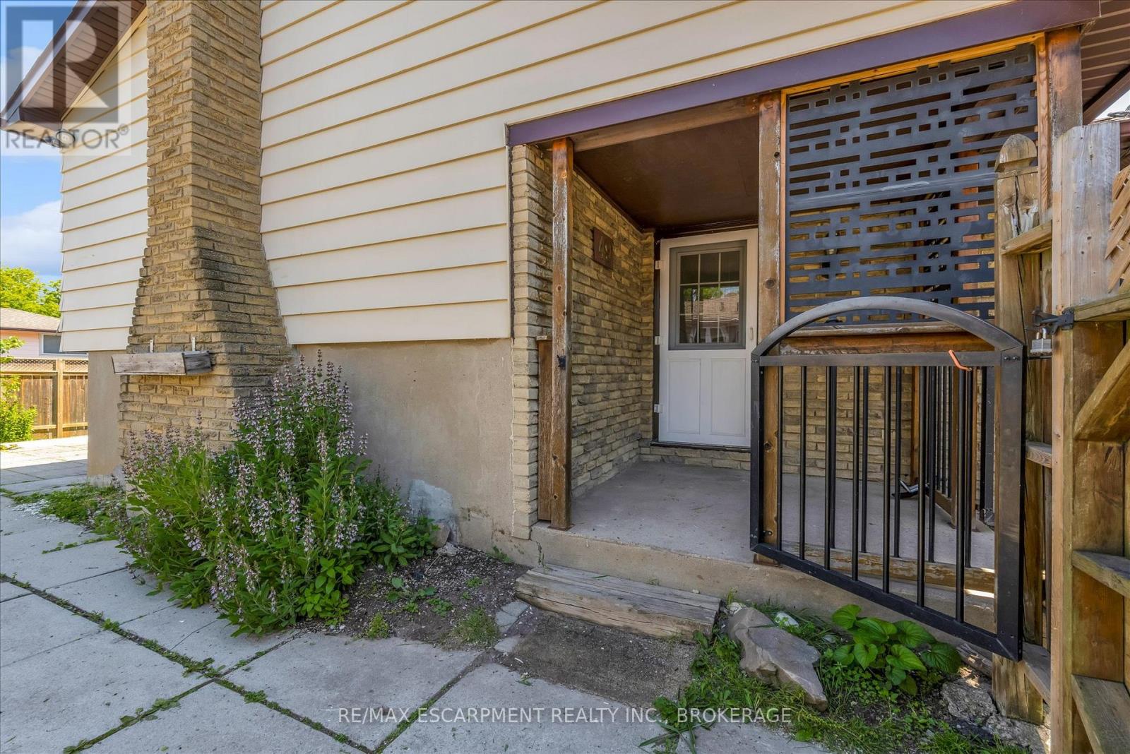 49 Grove Avenue Property Photo 34