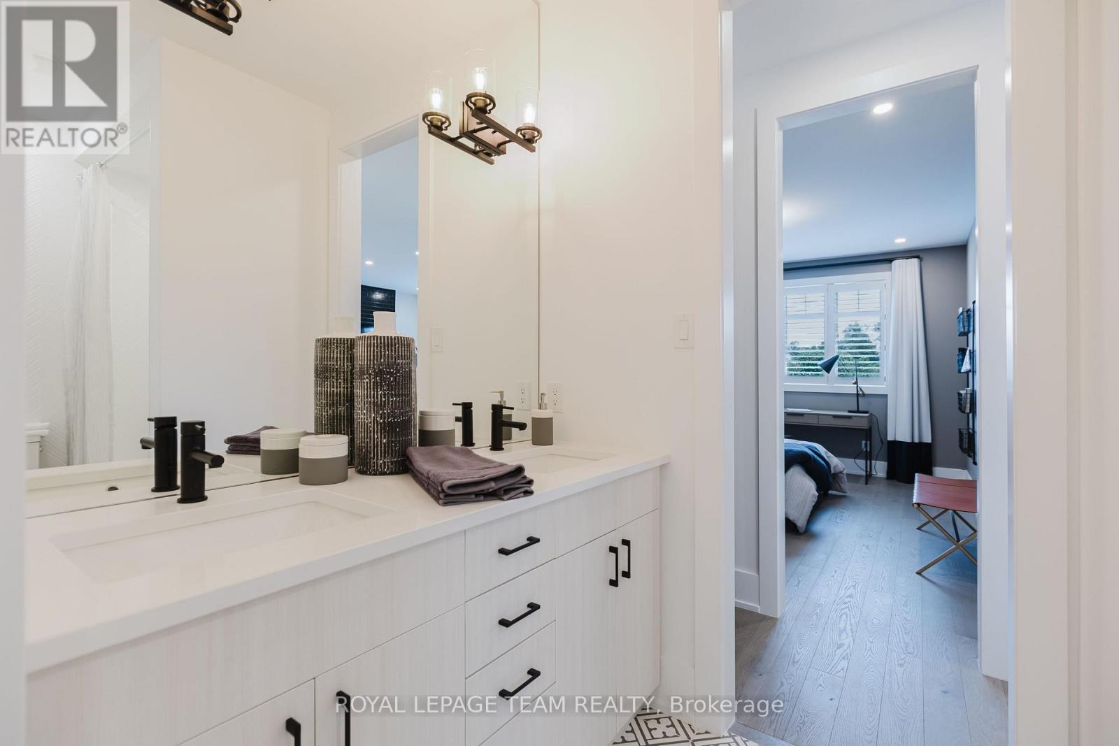 6507 Homecraft Street Property Photo 14