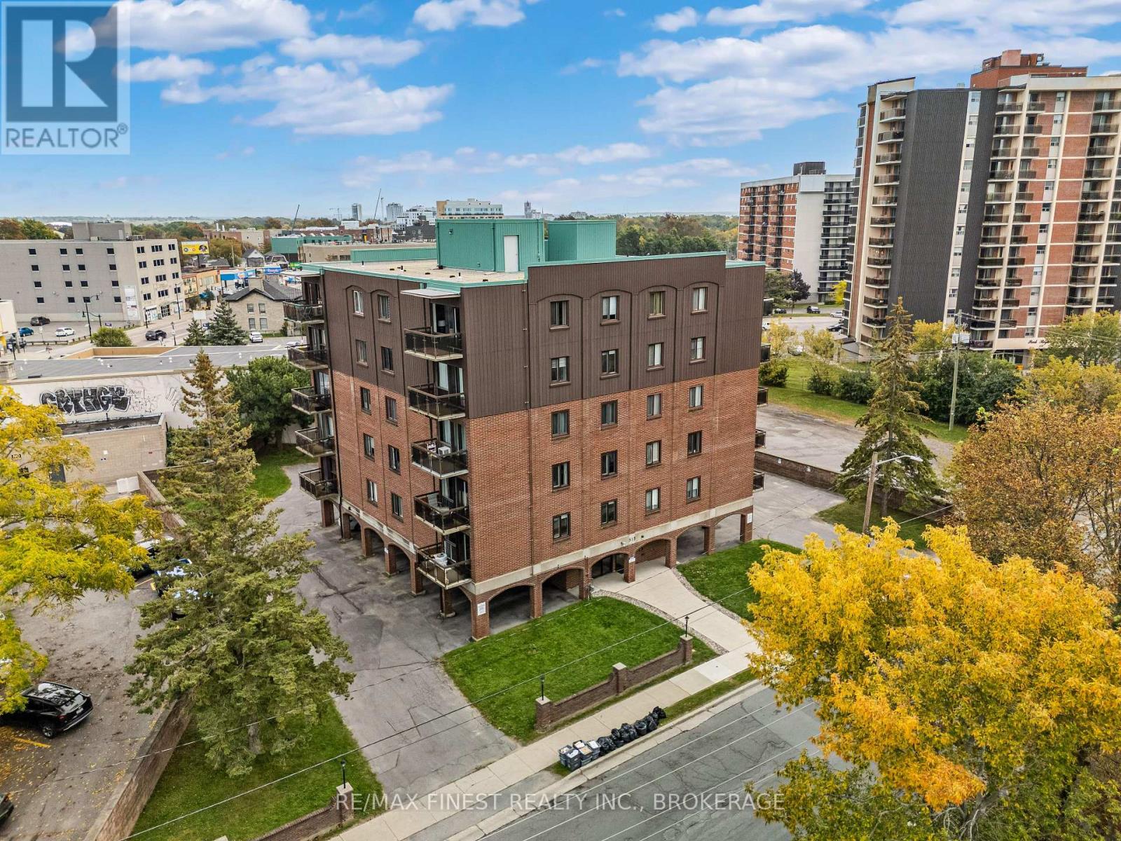 501 - 315 Regent Street Property Photo 6