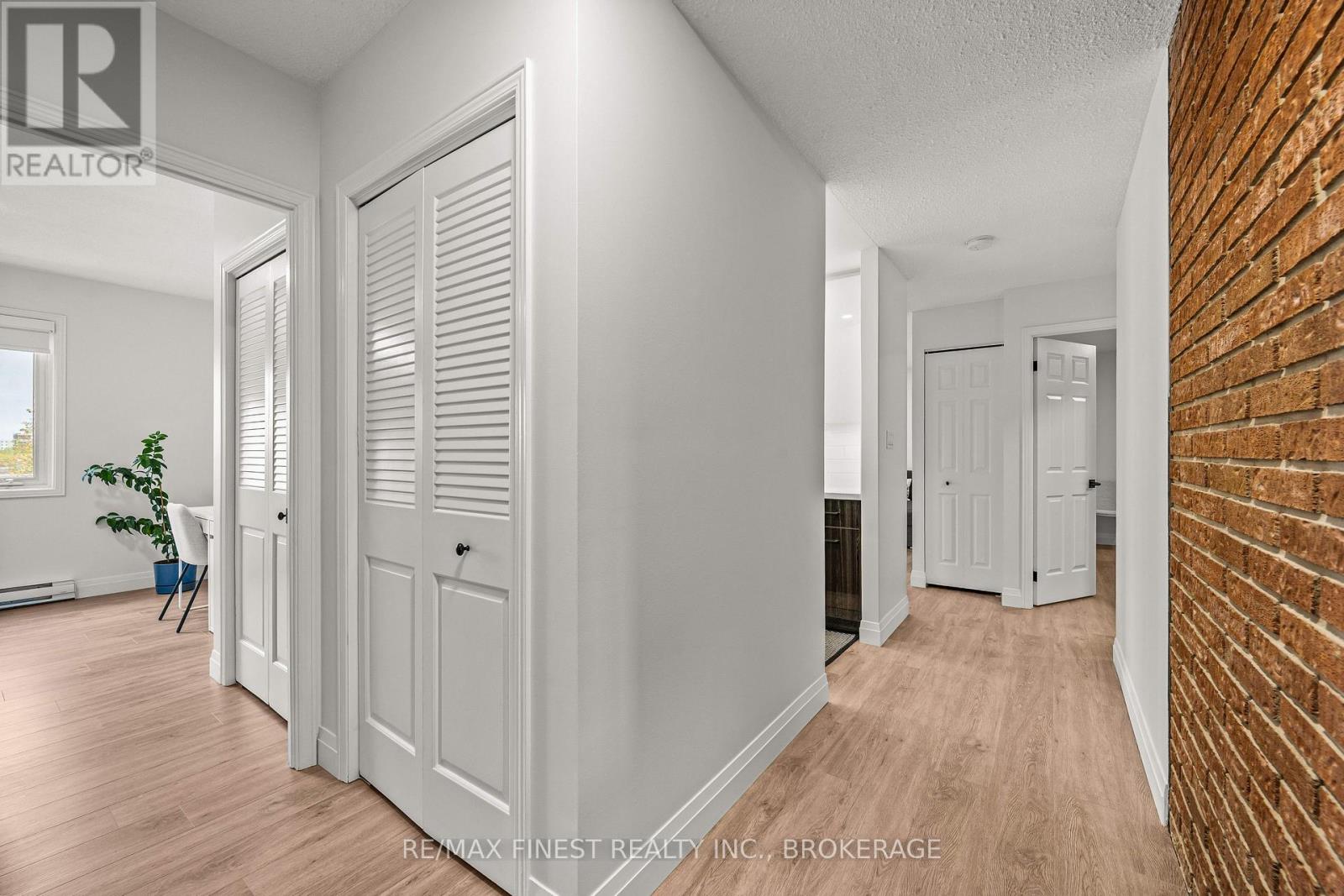 501 - 315 Regent Street Property Photo 13