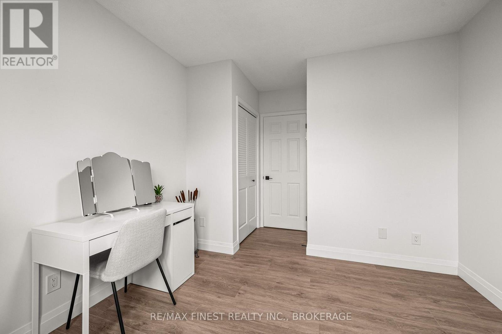 501 - 315 Regent Street Property Photo 16