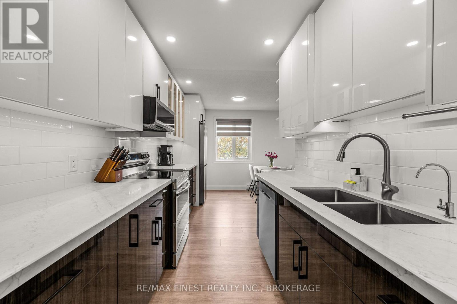 501 - 315 Regent Street Property Photo 18