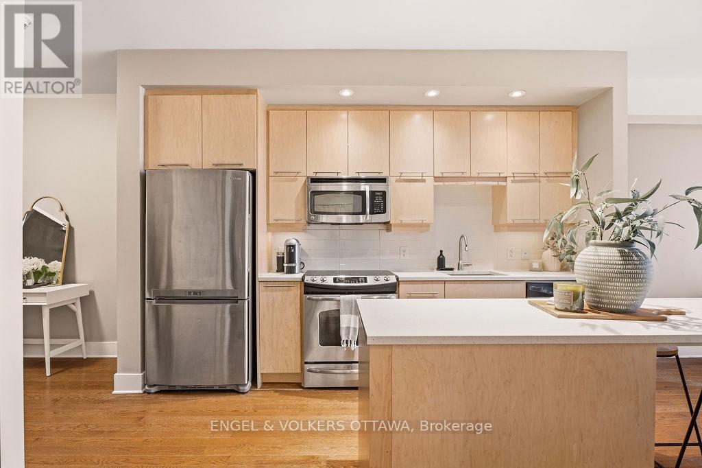 418 - 101 Richmond Road Property Photo 6