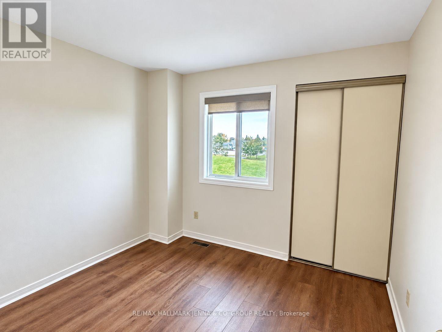 1409 Caravel Crescent Property Photo 19