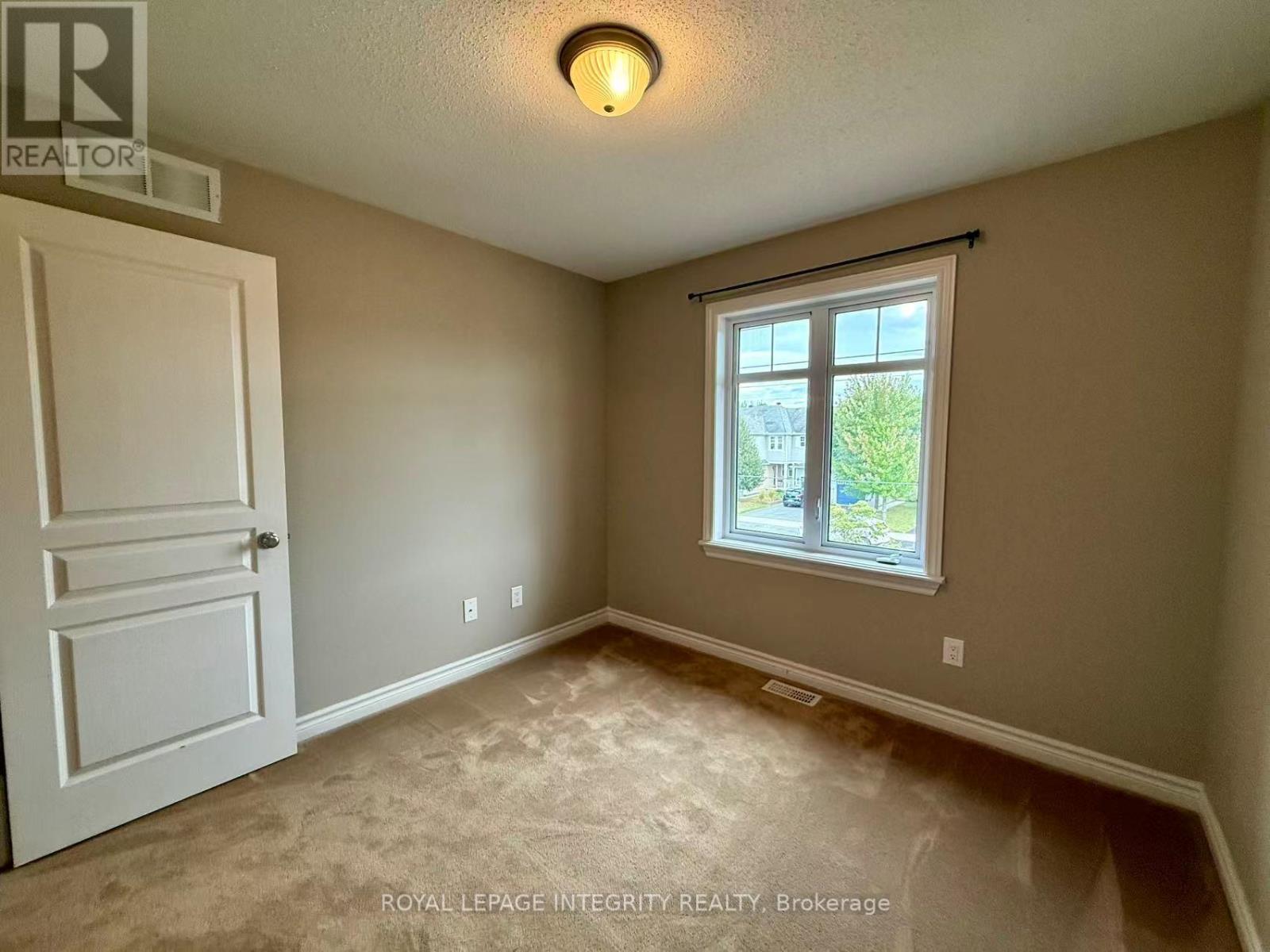 949 Klondike Road Property Photo 15