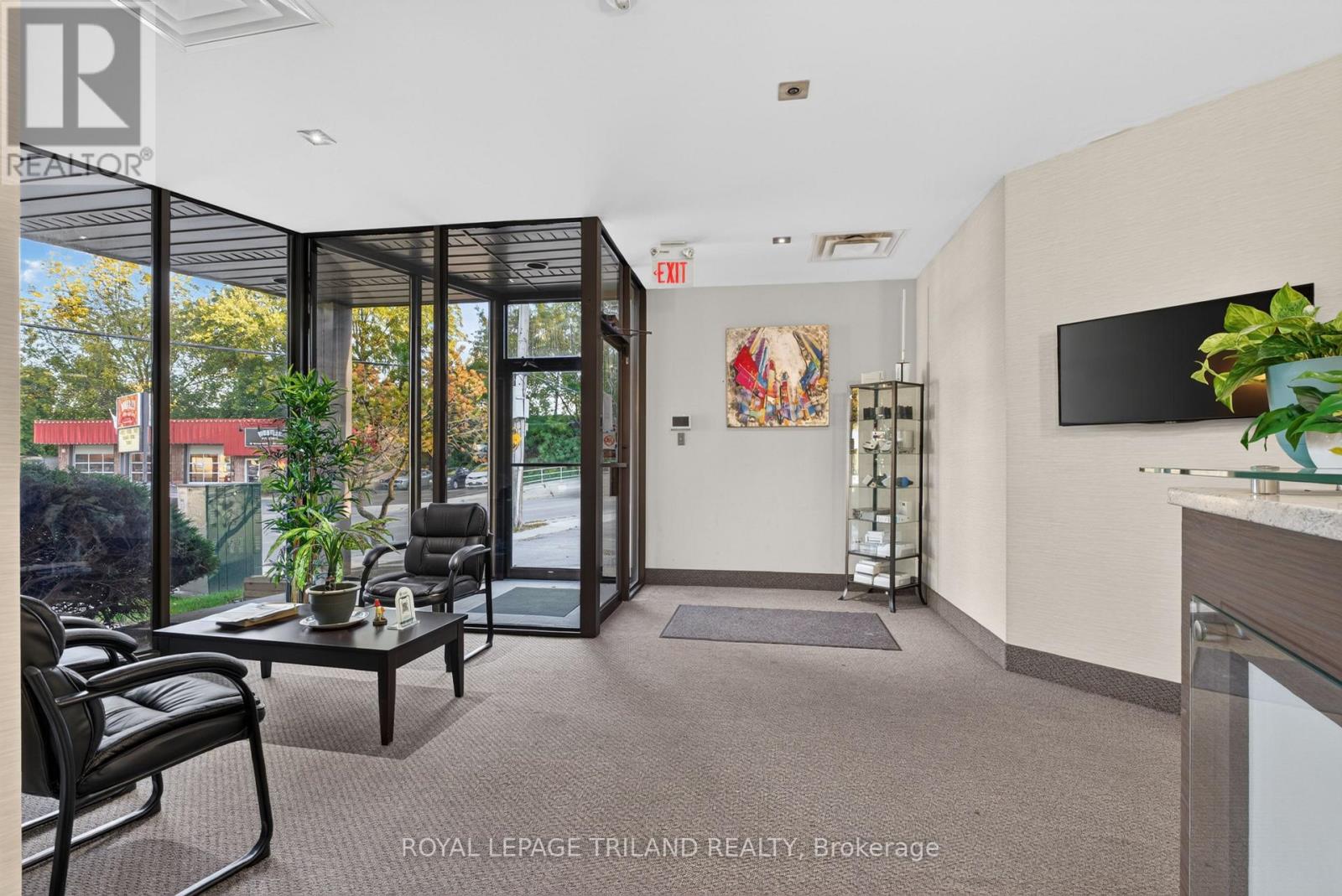 1 Wortley Road Property Photo 10