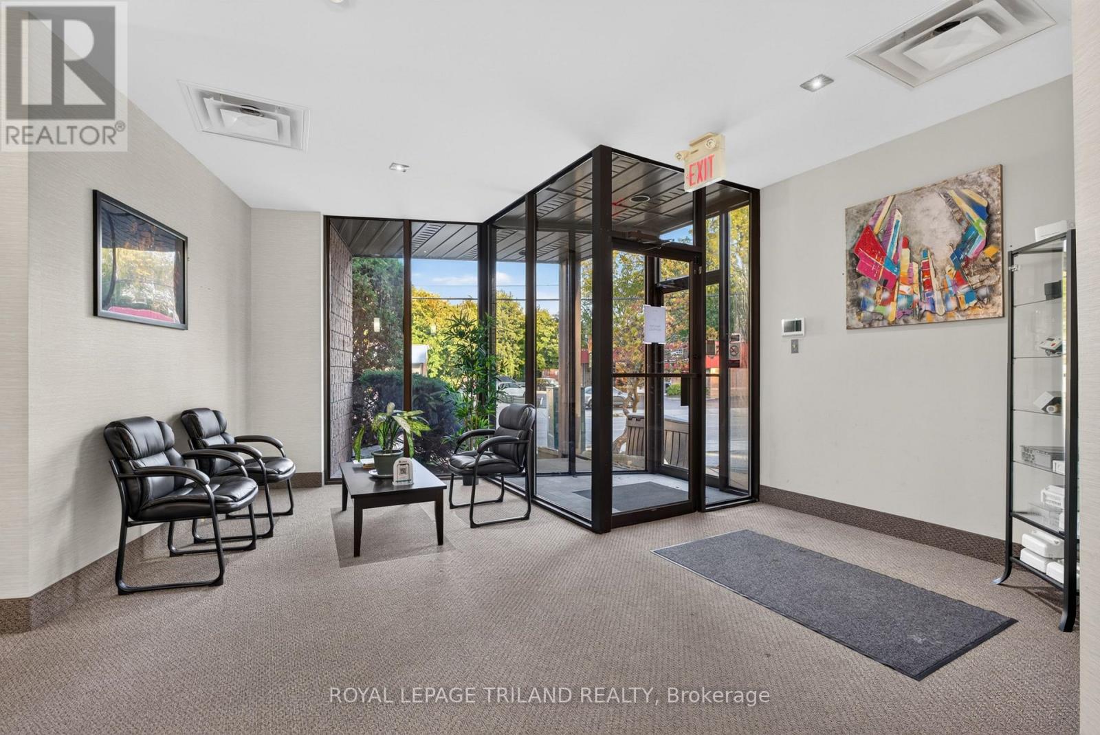 1 Wortley Road Property Photo 12