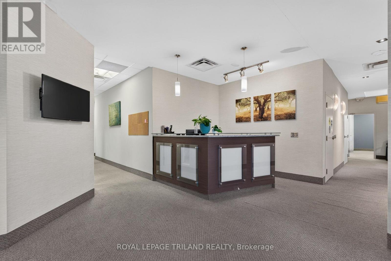 1 Wortley Road Property Photo 13