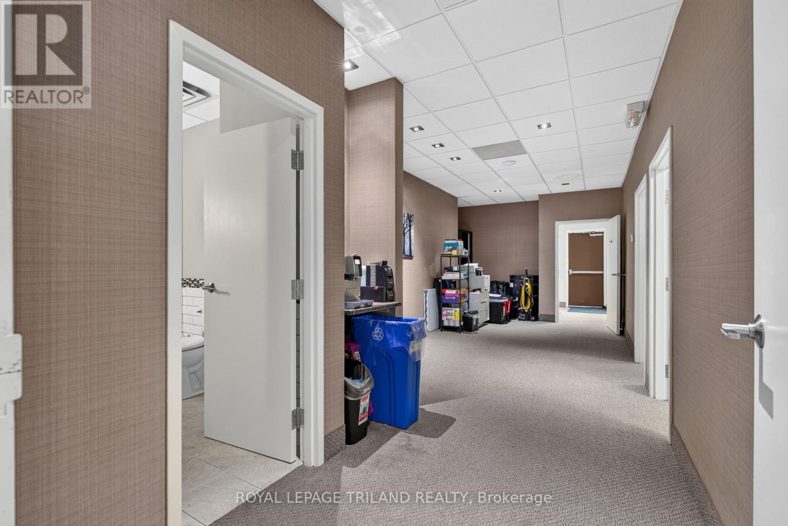 1 Wortley Road Property Photo 31