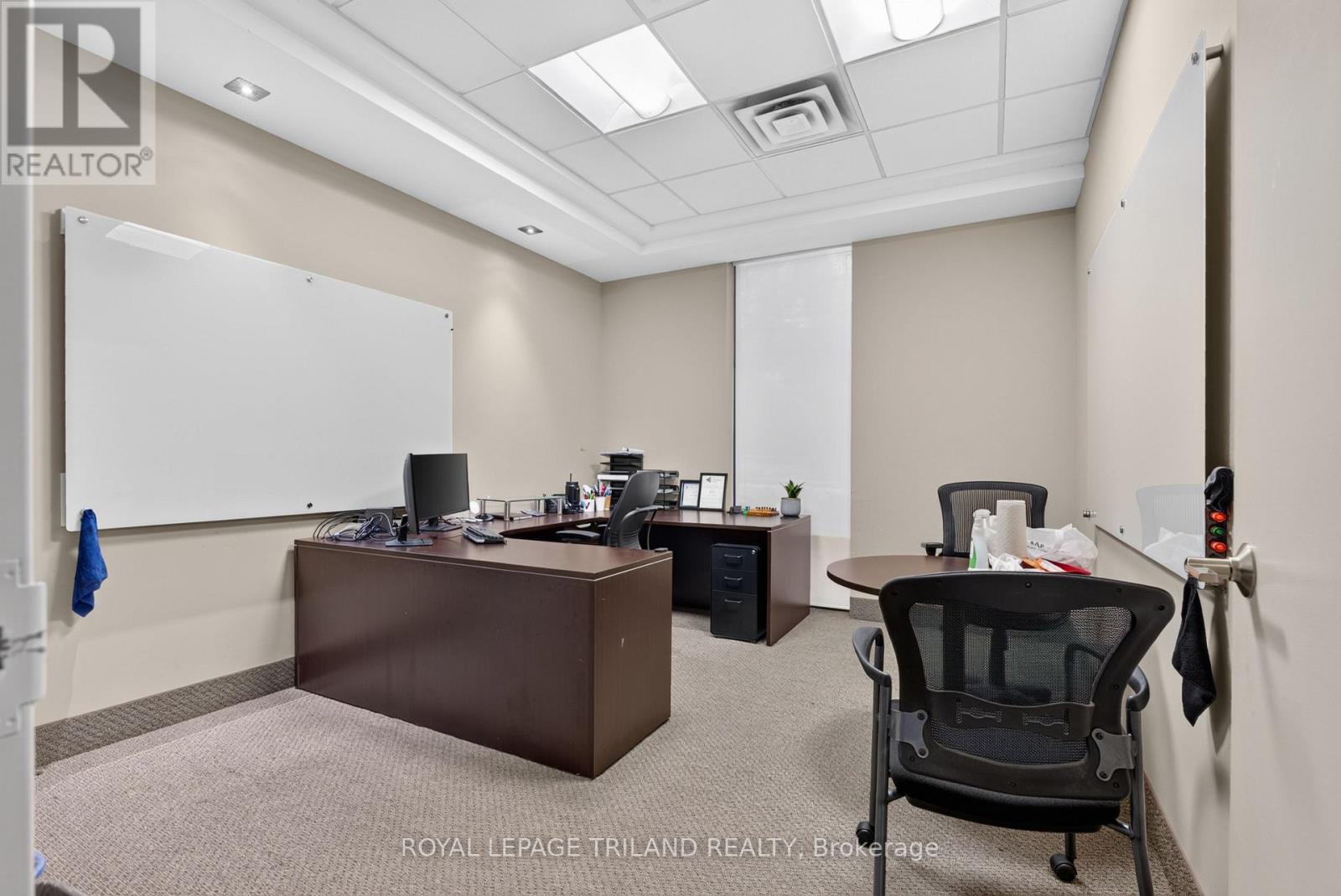 1 Wortley Road Property Photo 36