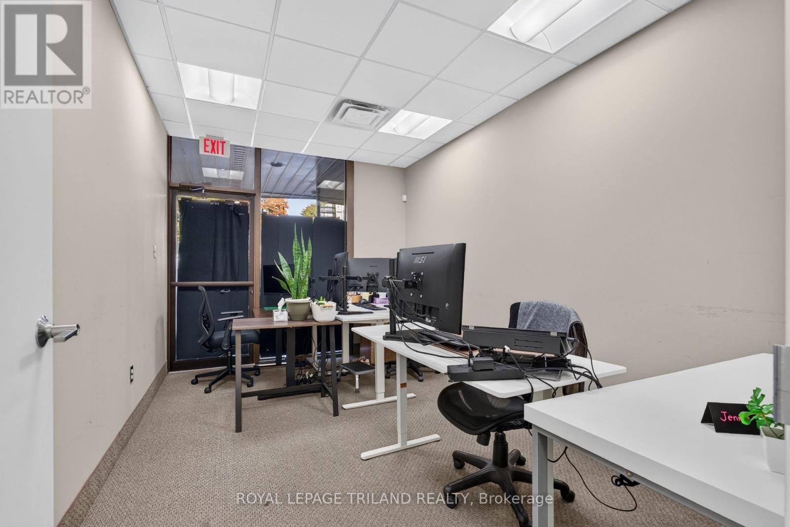 1 Wortley Road Property Photo 41