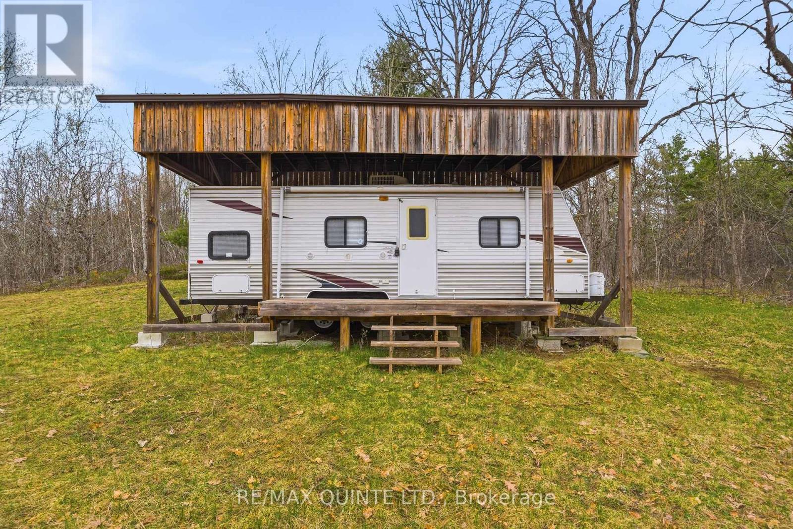 87 Gull Creek Lane Property Photo 10