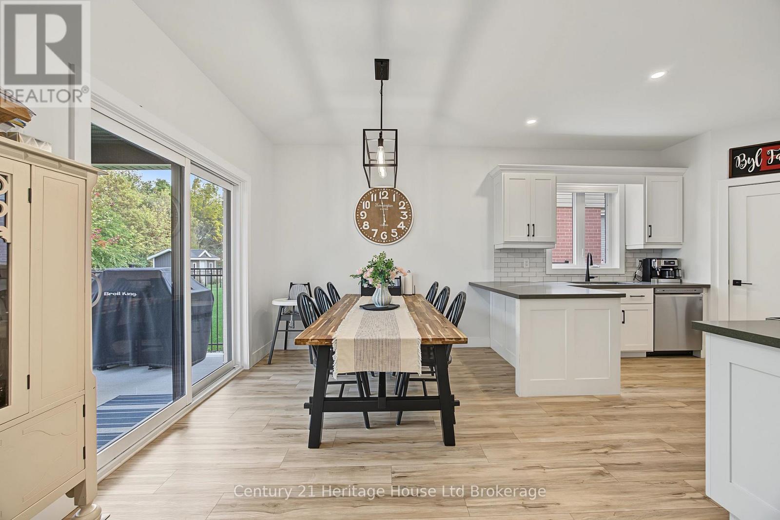 26 Brookside Lane Property Photo 12