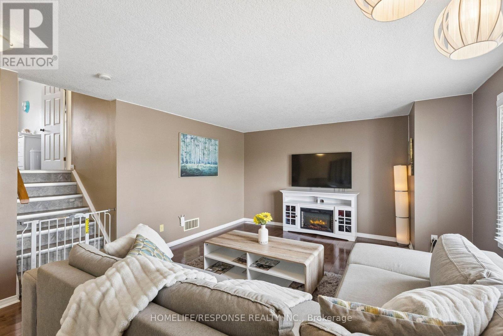222 Sophia Crescent Property Photo 18