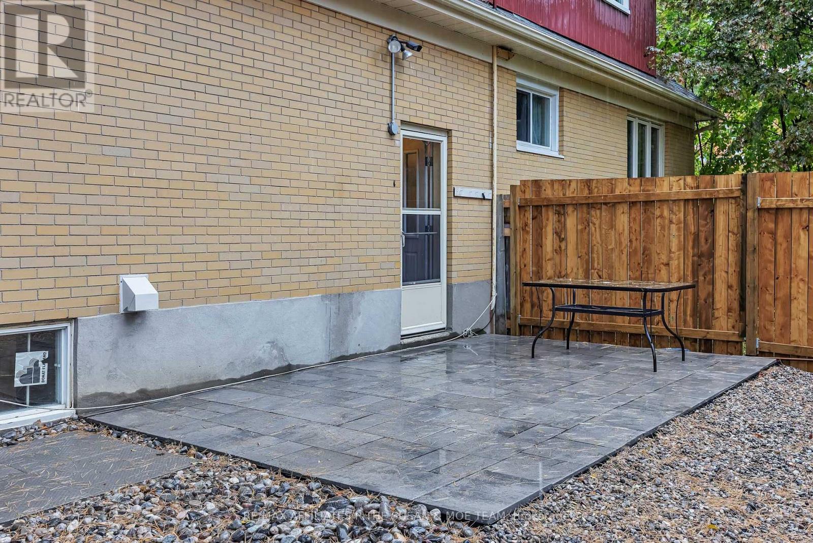 2131 Neepawa Avenue Property Photo 2