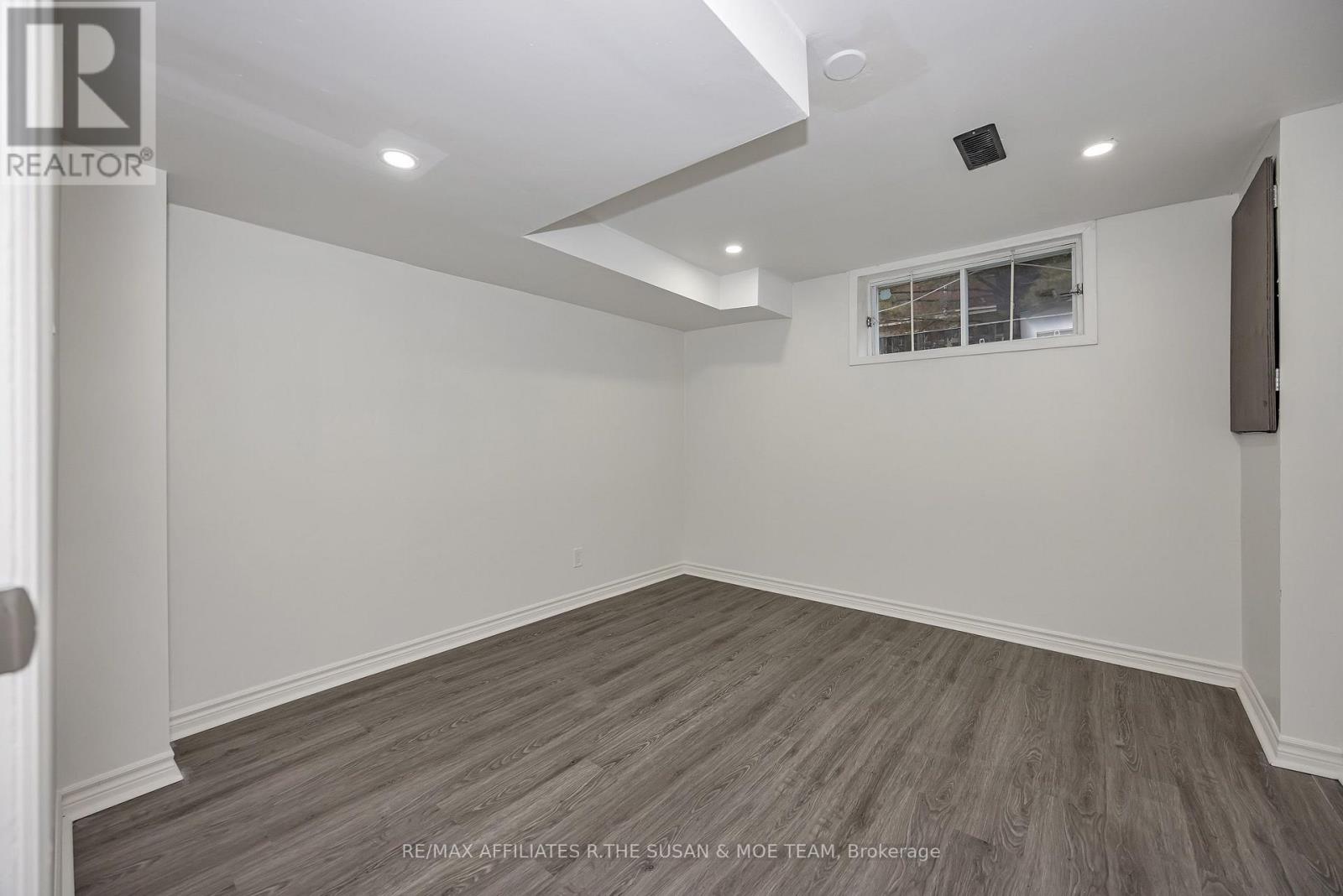 2131 Neepawa Avenue Property Photo 14