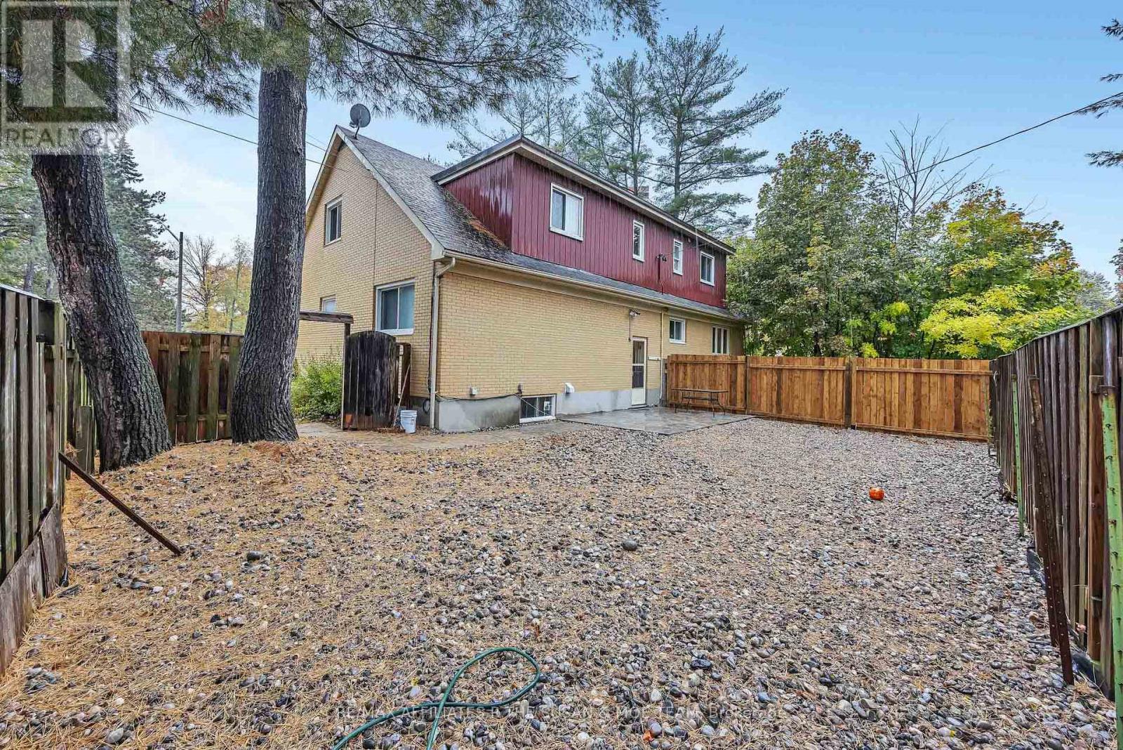 2131 Neepawa Avenue Property Photo 19
