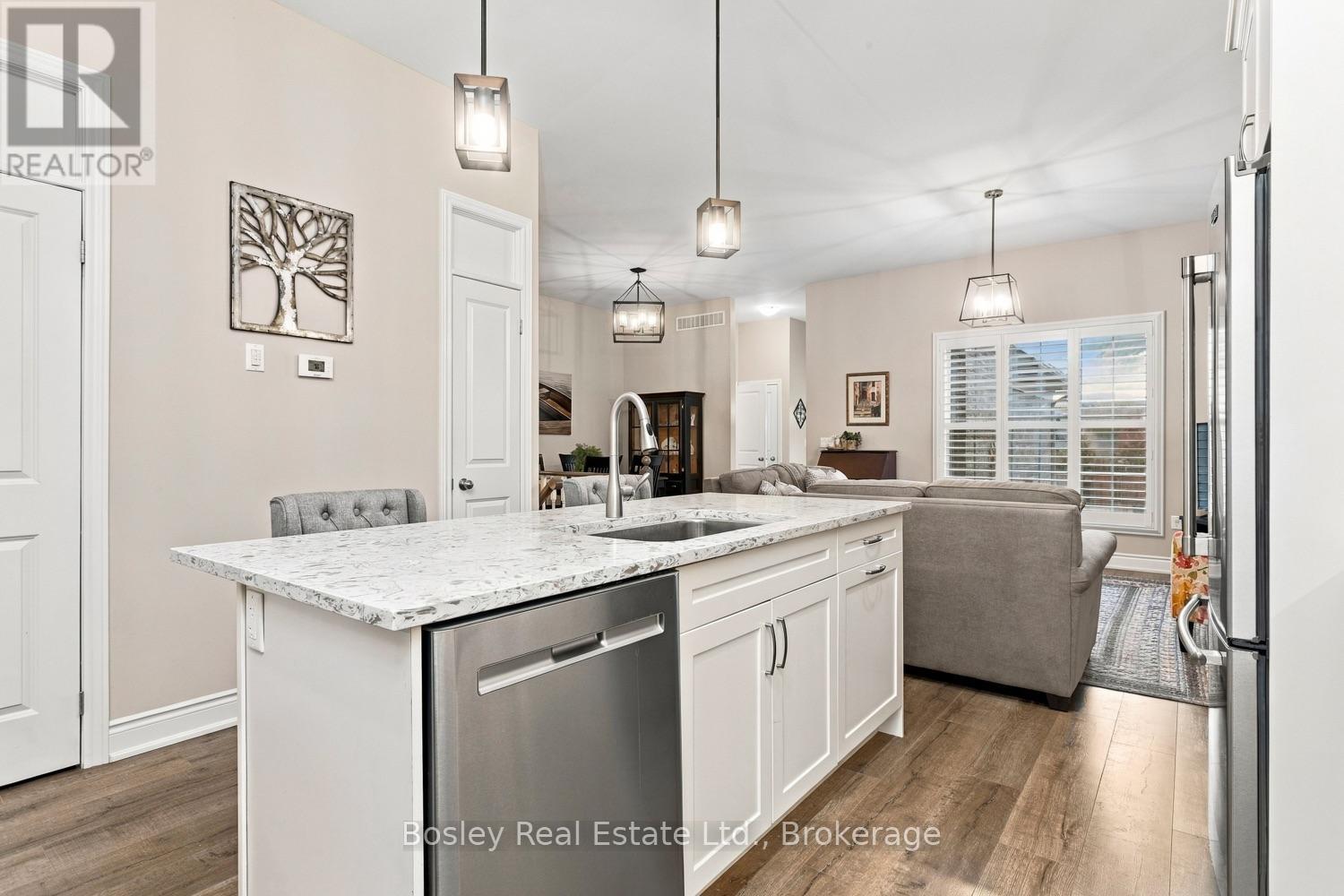 928 John Fairhurst Boulevard Property Photo 17